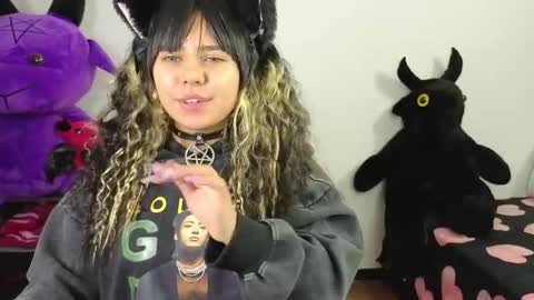 Snapshot of kiiokapop__ chatting on 10.02.25 kiiokapop__ online show from 10.02.25