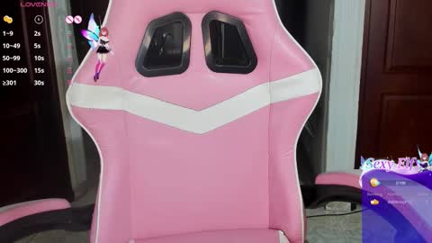 Snapshot of kiity_ebony chatting on 01.14.26 KIITY online show from 01.14.26