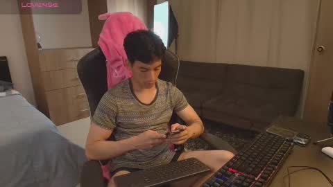 kikeruiz 19 online show from 03.25.26