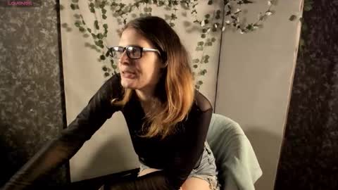 Kiki online show from 03.21.26