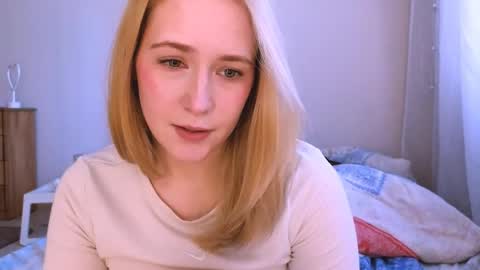 Snapshot of kikikarma chatting on 04.08.26 kikikarma online show from 04.08.26