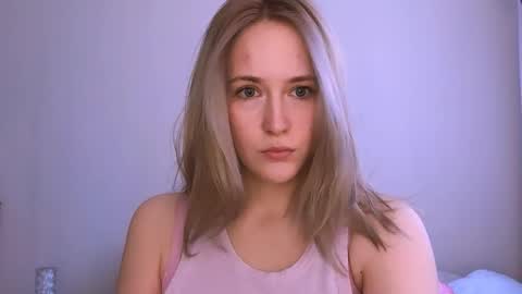 Snapshot of kikikarma chatting on 04.12.26 kikikarma online show from 04.12.26