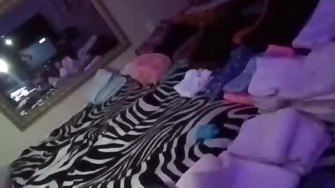 Snapshot of kikilovespartylights chatting on 12.14.24 kikilovespartylights online show from 12.14.24