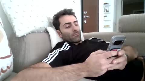 Snapshot of kikkus01 chatting on 11.27.25 kikkus01 online show from 11.27.25