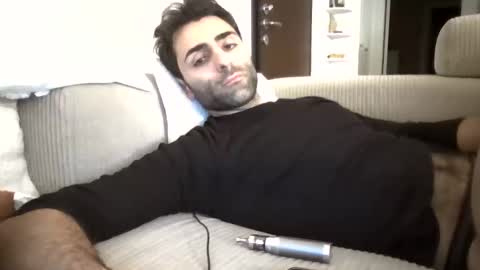 Snapshot of kikkus01 chatting on 12.16.25 kikkus01 online show from 12.16.25