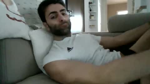 Snapshot of kikkus01 chatting on 02.18.26 kikkus01 online show from 02.18.26