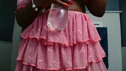 Snapshot of kilyetvera3x chatting on 02.28.25 hanna online show from 02.28.25