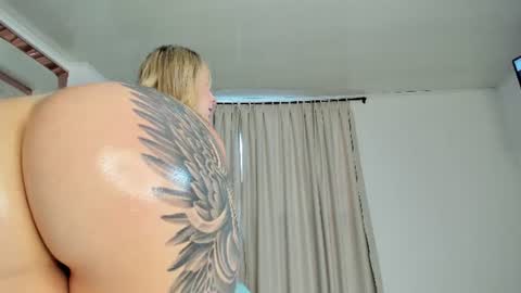 Nicole. online show from 06.19.26