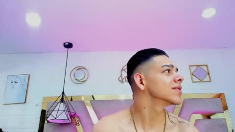 Snapshot of kim69_and_noah chatting on 02.25.26 cherry online show from 02.25.26