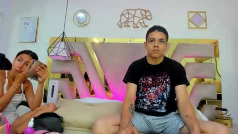 Snapshot of kim69_and_noah chatting on 03.11.26 cherry online show from 03.11.26