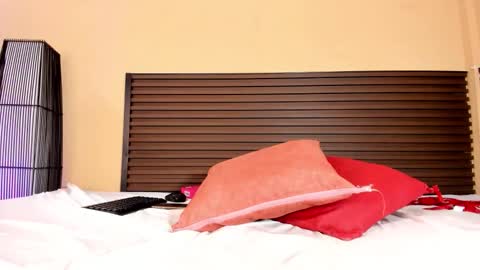 kim online show from 02.27.26