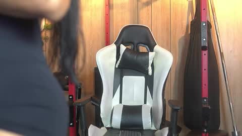 Snapshot of kim_beckett chatting on 03.17.26 Kim online show from 03.17.26