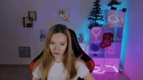 kim_boyd online show from 12.08.24