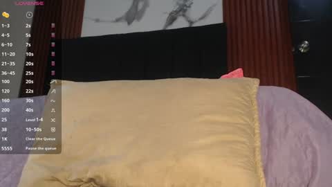 Snapshot of kim_brown2 chatting on 07.18.26 Kim Follow me please online show from 07.18.26