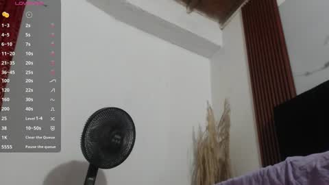 Snapshot of kim_brown2 chatting on 07.19.26 Kim Follow me please online show from 07.19.26