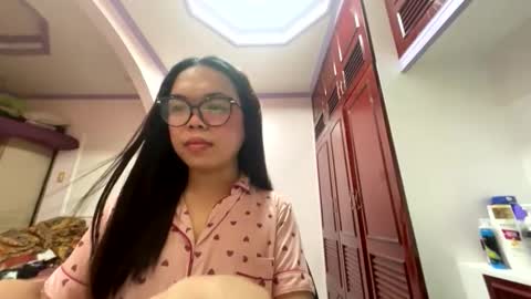 KYLIE online show from 04.18.26