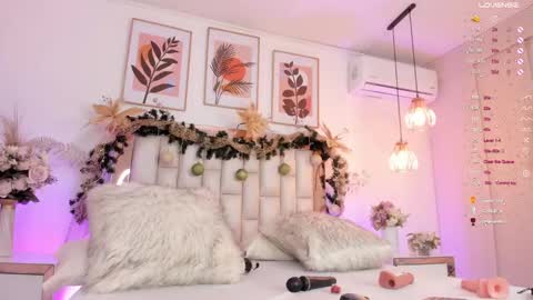 Snapshot of kim_miller4 chatting on 12.23.24 KIM online show from 12.23.24