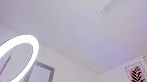 Snapshot of kim_miller4 chatting on 02.05.25 KIM online show from 02.05.25