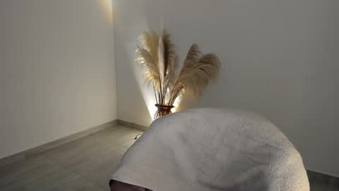 Snapshot of kim_murphy chatting on 10.28.25 Kim Murphy online show from 10.28.25