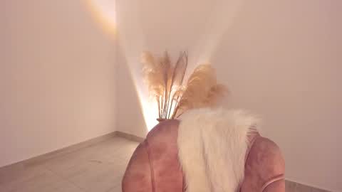 Snapshot of kim_murphy chatting on 12.15.25 Kim Murphy online show from 12.15.25