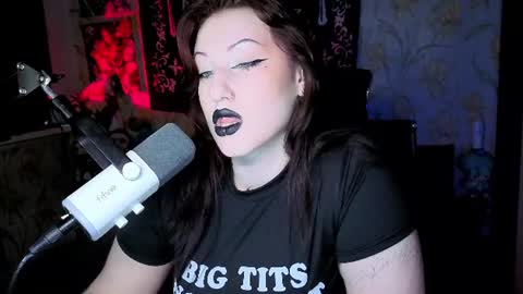 Hi Im Kimberly but u can call me Kim. Turn on ur sound i love to talk and moan online show from 07.01.26