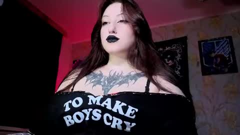 Hi Im Kimberly but u can call me Kim. Turn on ur sound i love to talk and moan online show from 07.13.26