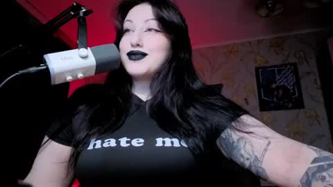 Hi Im Kimberly but u can call me Kim. Turn on ur sound i love to talk and moan online show from 07.28.26