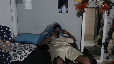 Kim  Yuk online show from 12.18.24