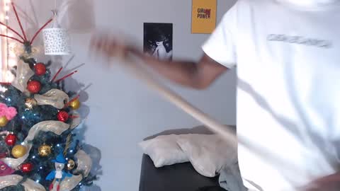 Kim  Yuk online show from 12.31.24