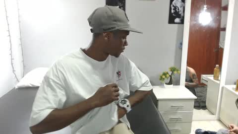 Kim  Yuk online show from 01.07.25