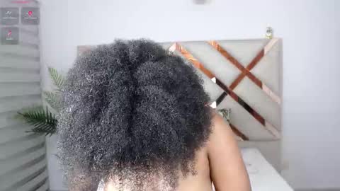 Snapshot of kimara_lion chatting on 01.11.25 kimara lion online show from 01.11.25