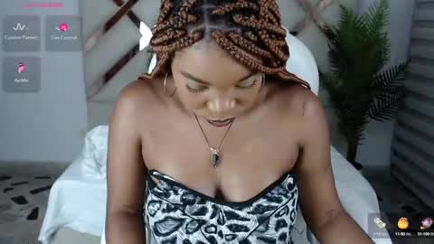 Snapshot of kimara_lion chatting on 02.05.25 kimara lion online show from 02.05.25