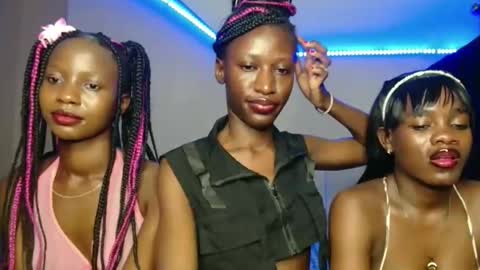 Kimberly online show from 11.22.25