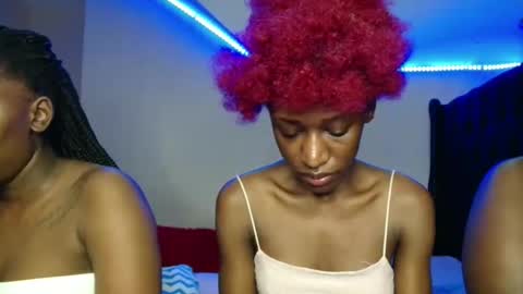 Snapshot of kimberly_chloe chatting on 01.12.26 Kimberly online show from 01.12.26