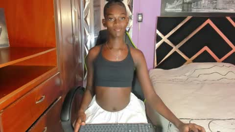 Snapshot of kimberly_ebonny chatting on 10.26.25 kimberly_ebonny online show from 10.26.25