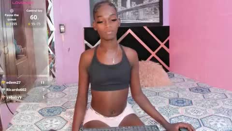 Snapshot of kimberly_ebonny chatting on 11.24.25 kimberly_ebonny online show from 11.24.25