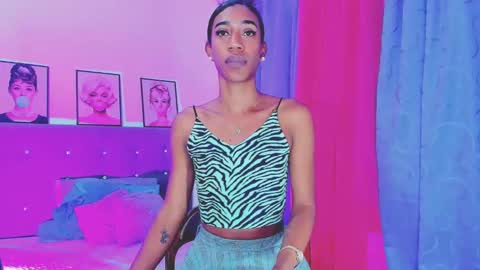 Snapshot of kimberly_thompsom chatting on 01.11.25 Your Queen KIM online show from 01.11.25