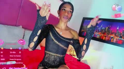 Snapshot of kimberly_thompsom chatting on 12.21.25 Your Queen KIM online show from 12.21.25