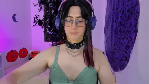 kimberly_thonson online show from 10.22.25