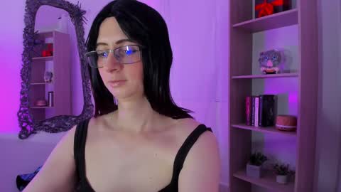 kimberly_thonson online show from 11.15.25