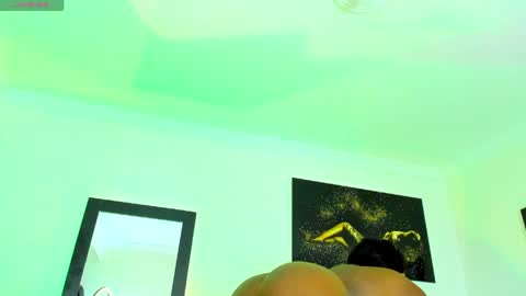 Kimberly Banks online show from 04.20.26