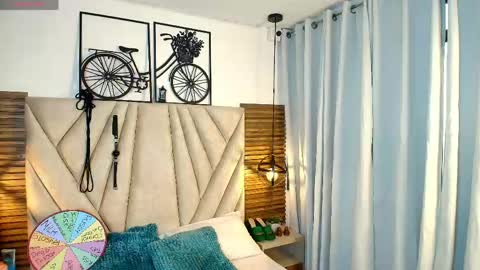 kimberlyfox_t online show from 04.14.26