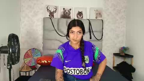 Snapshot of kimberlyfox_t chatting on 07.17.26 kimberlyfox_t online show from 07.17.26