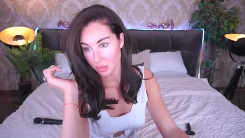 Snapshot of kimberlyworld chatting on 02.23.25 Kim online show from 02.23.25