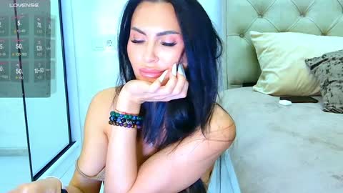 KIm online show from 04.11.26