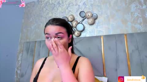  KIM  online show from 11.14.25