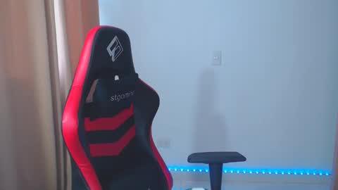 Kim 3 online show from 01.23.25