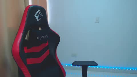 Kim 3 online show from 01.28.25