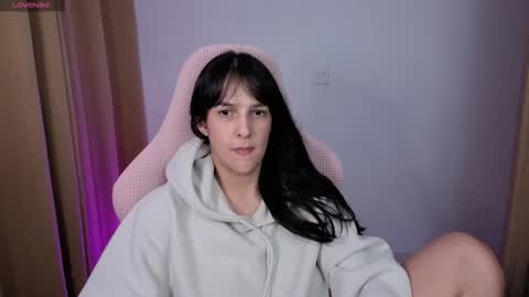 Kim 3 online show from 10.02.25