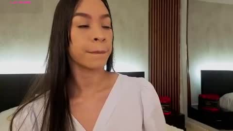 kimhilton online show from 07.29.26